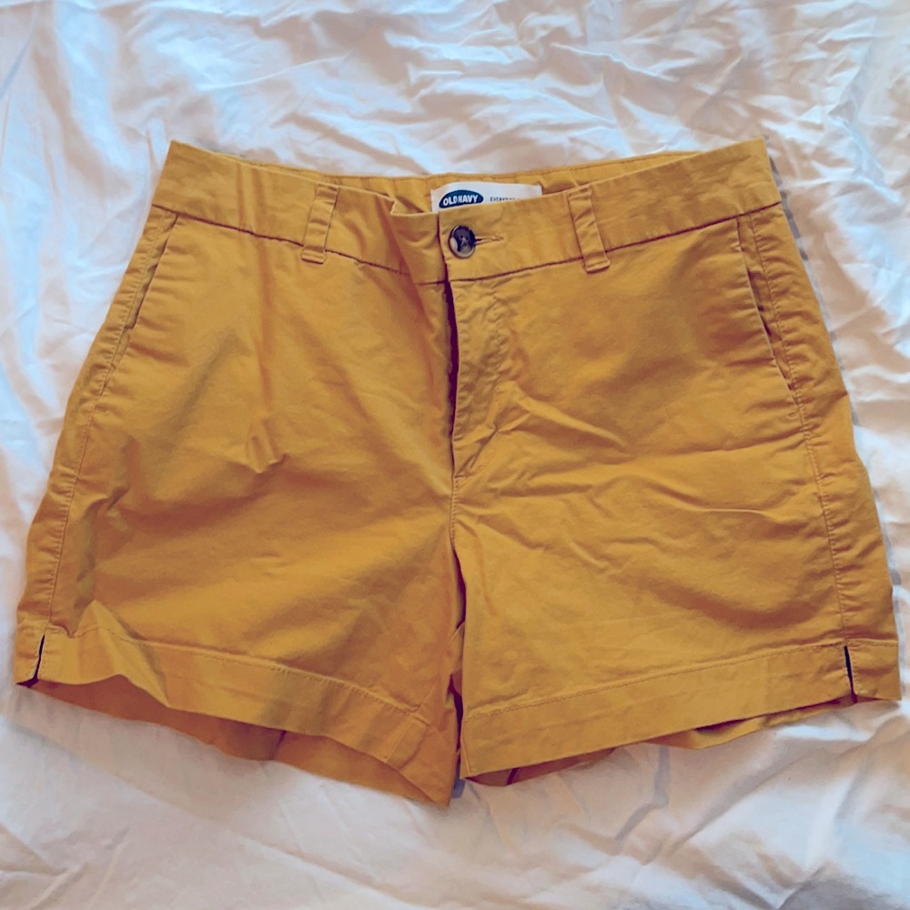 Old Navy-Everyday shorts Size:6